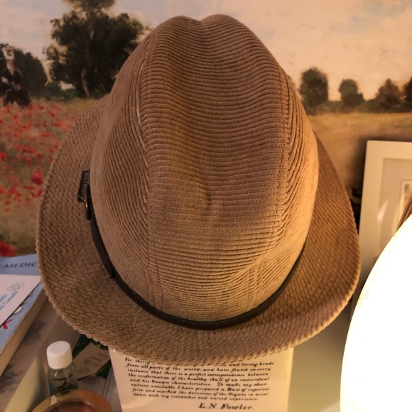 🎩 Iconic Biltmore hat in beige / tan real leather - Picture 3 of 8